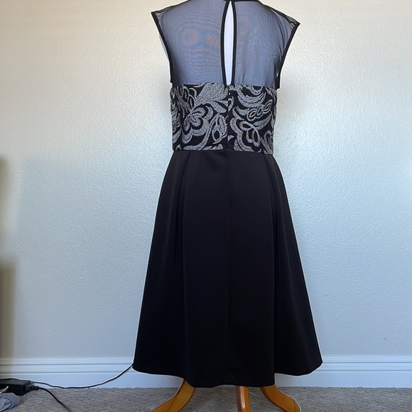 Formal black mid length dress - Picture 5 of 6
